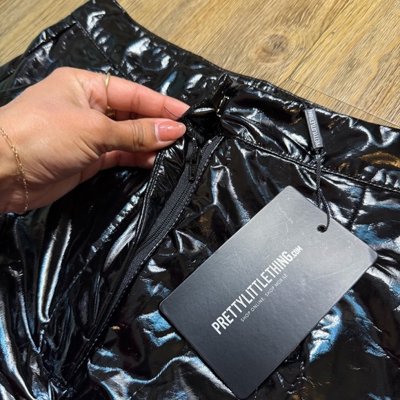 PrettyLittleThing Shiny Black Vinyl Faux Leather Faux Latex Sexy Pants NWT - Picture 4 of 12